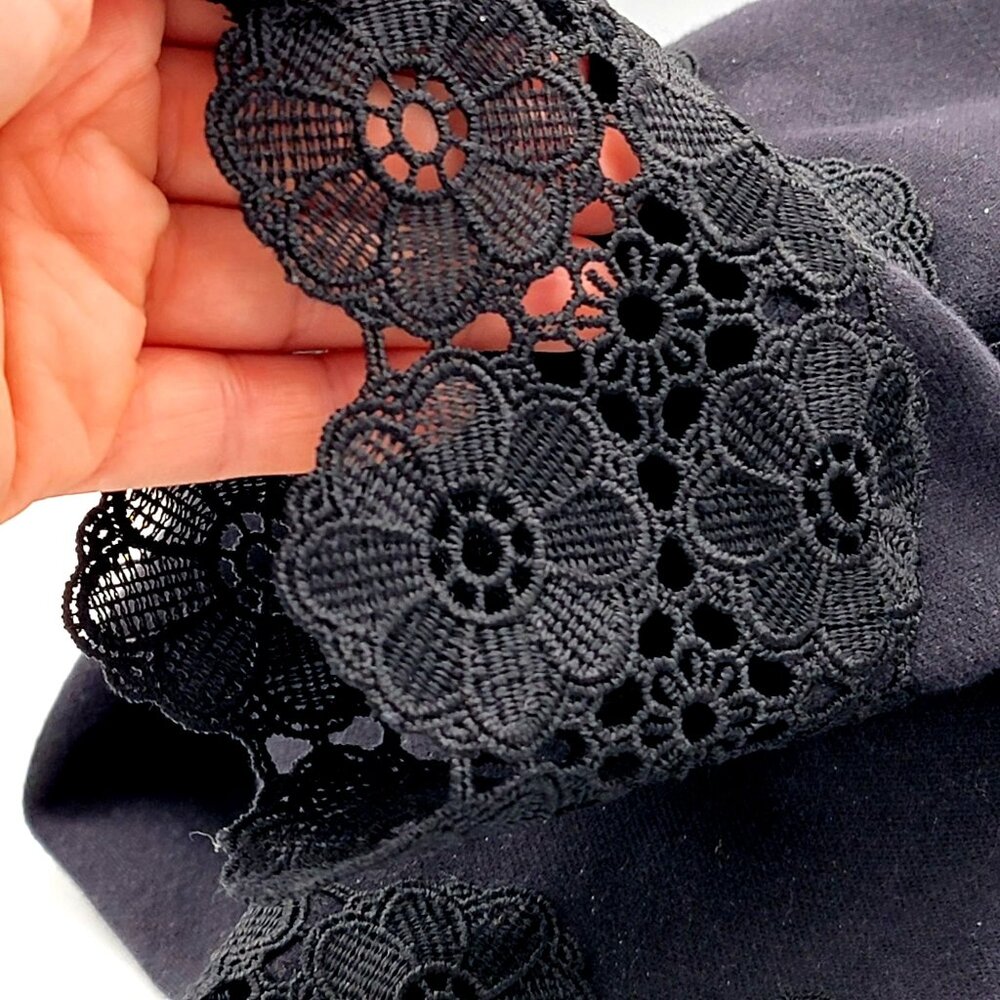 Talbots Petites Black 3/4 Sleeve Top With Floral Lace Hem & Sleeves
